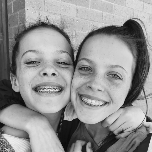 Meet your Posher, Kynate - Picture 1 of 1